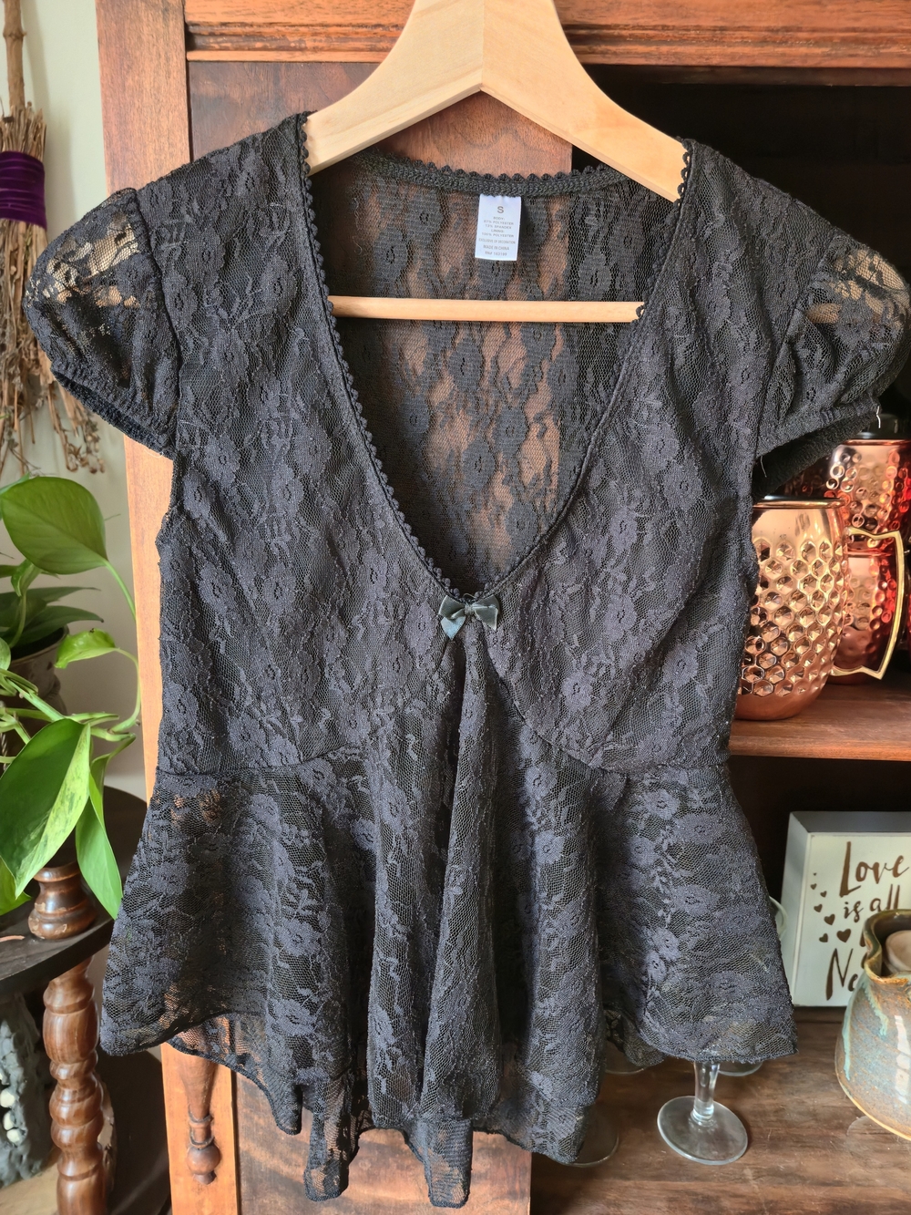 Black Lace Peplum Top with Sheer Peplum and Cute Cap Sleeves, xsmall